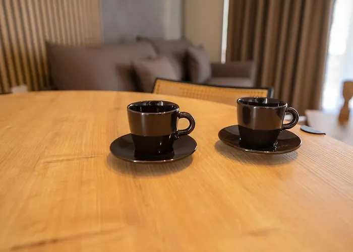 Luxury 4,2 アパート ラリサ